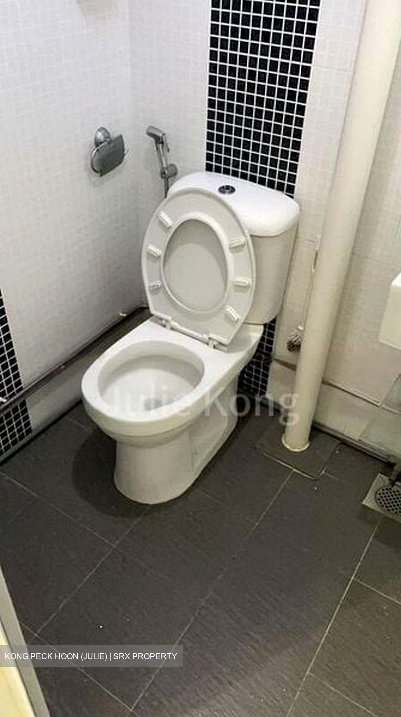 Blk 354 Clementi Avenue 2 Shopping Centre (Clementi), HDB 3 Rooms #559860971